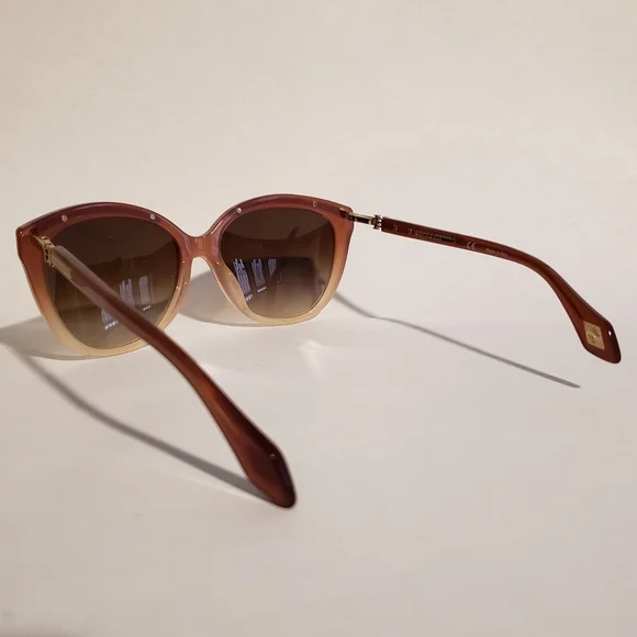 Carolina Herrera Sunglasses - Picture 5 of 7
